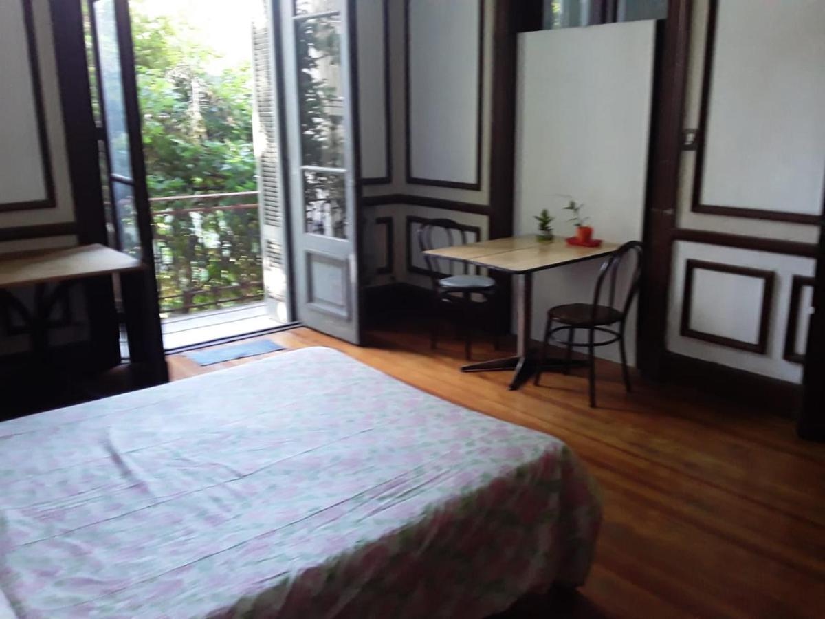 Habitac Indiv Casa De Familia, Flores Buenos Aires Eksteriør bilde