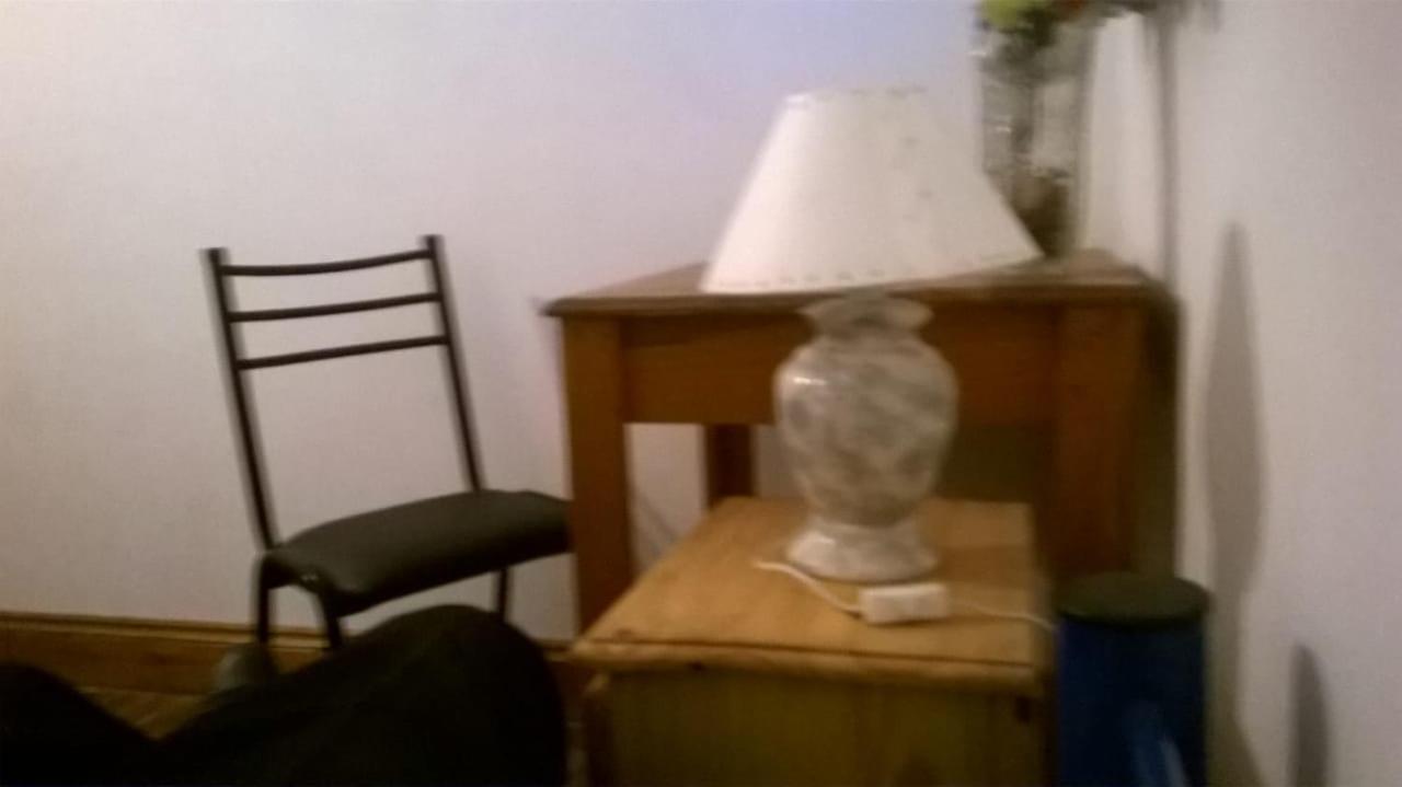 Habitac Indiv Casa De Familia, Flores Buenos Aires Eksteriør bilde