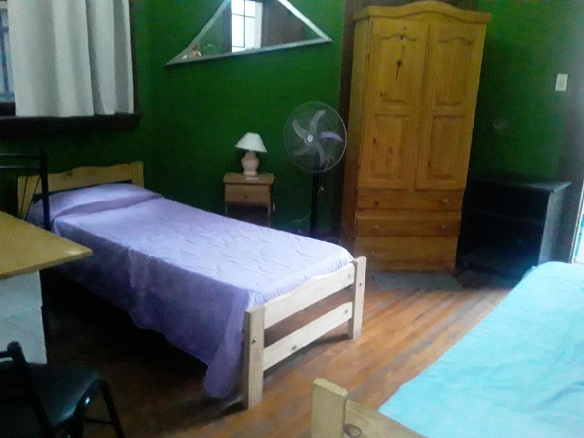 Habitac Indiv Casa De Familia, Flores Buenos Aires Eksteriør bilde