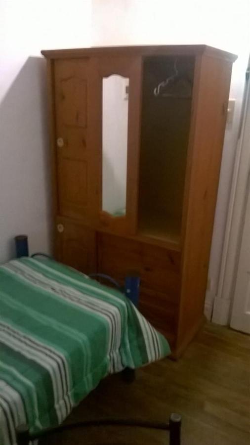 Habitac Indiv Casa De Familia, Flores Buenos Aires Eksteriør bilde