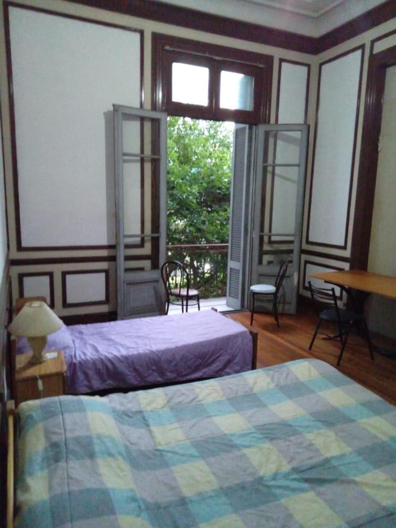 Habitac Indiv Casa De Familia, Flores Buenos Aires Eksteriør bilde